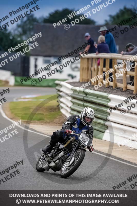 Vintage motorcycle club;eventdigitalimages;mallory park;mallory park trackday photographs;no limits trackdays;peter wileman photography;trackday digital images;trackday photos;vmcc festival 1000 bikes photographs